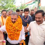बिका हुआ कमल नहीं खिलेगा