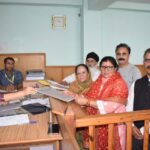 कमलेश ठाकुर ने देहरा से भरा नामांकन, डॉ. राजेश शर्मा भी रहे उपस्थित