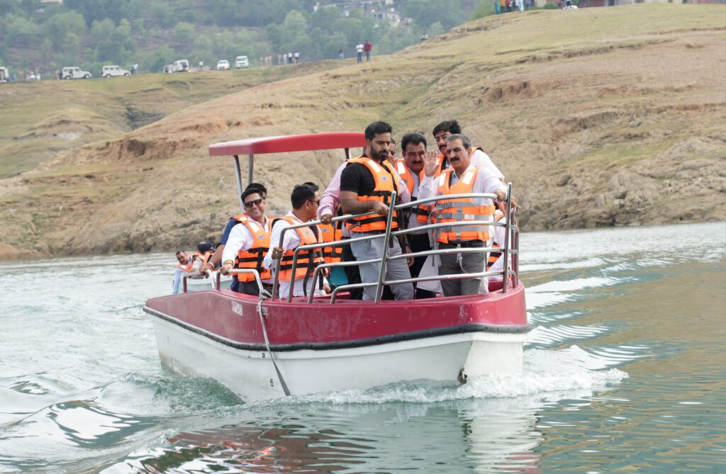 प्रदेश सरकार धार्मिक, साहसिक व ईको पर्यटन को दे रही बढ़ावाः मुख्यमंत्री