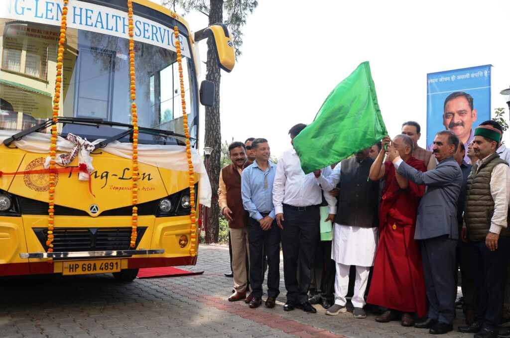 प्रत्येक विधानसभा क्षेत्र में विकसित होंगे आदर्श स्वास्थ्य संस्थान: मुख्यमंत्री