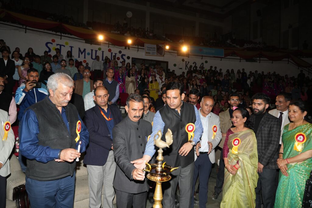 सीएम सुक्खू ने किया आईजीएमसी शिमला में ट्रॉमा सेंसीएम सुक्खू ने किया आईजीएमसी शिमला में ट्रॉमा सेंटर का लोकार्पण टर का लोकार्पण