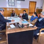 निर्माणाधीन कार्यों का नियमित रूप से निरीक्षण करें अधिकारीः डॉ. शांडिल