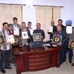 मुख्यमंत्री ने पर्यावरण कैलेंडर और स्वर्ण जयंती लोगो जारी किया