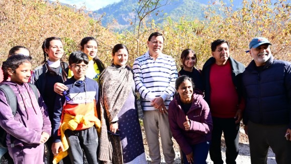 दून-मसूरी पैदल ट्रैक के नैचुरल लुक को बरकरार रखा जाय: सीएम धामी