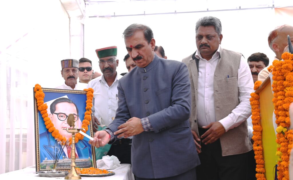 हमीरपुर चिकित्सा महाविद्यालय में खुलेंगे नैफ्रोलॉजी और न्यूरोलॉजी विभाग