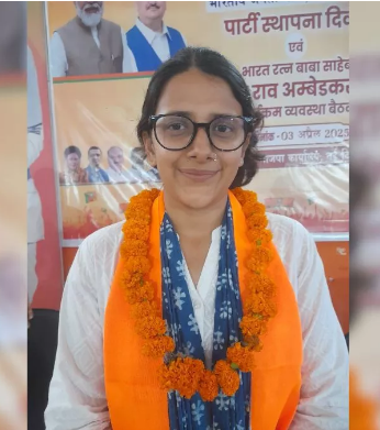 इशिता बनी टिहरी जिला पंचायत की निर्विरोध अध्यक्ष