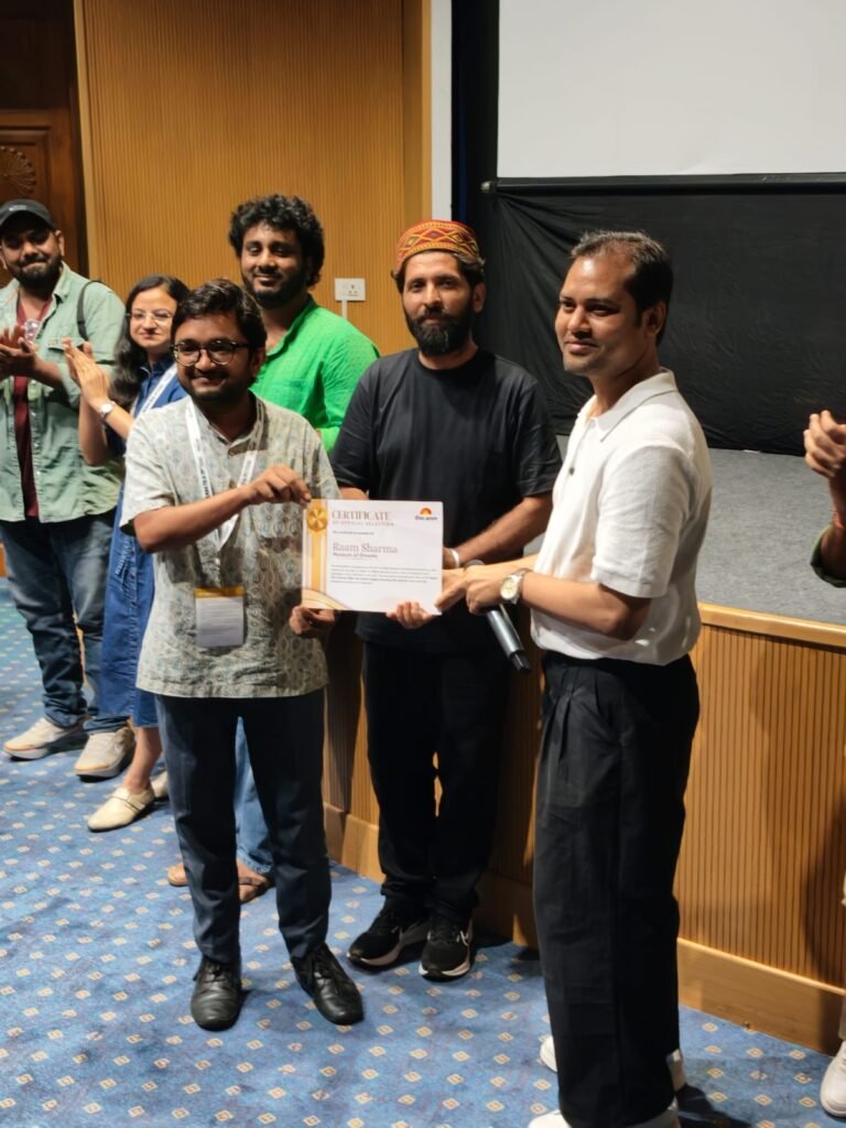 म्यूजियम ऑफ ड्रीम्स को स्टैंडिंग ओवेशन